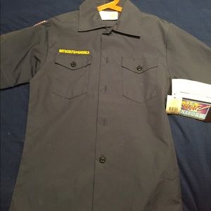 NWT - Cub Scout Shirt - Size M